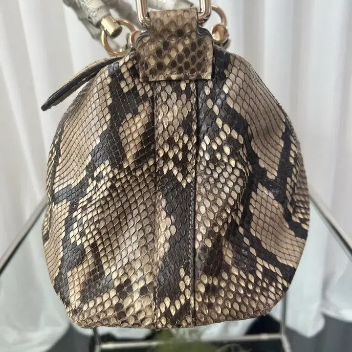 [BUNJANG] Gucci GG Beige Snakeskin Bamboo Handle Tote Bag / 구찌 GG 베이지 스네이크스킨 뱀부 핸들 토트백