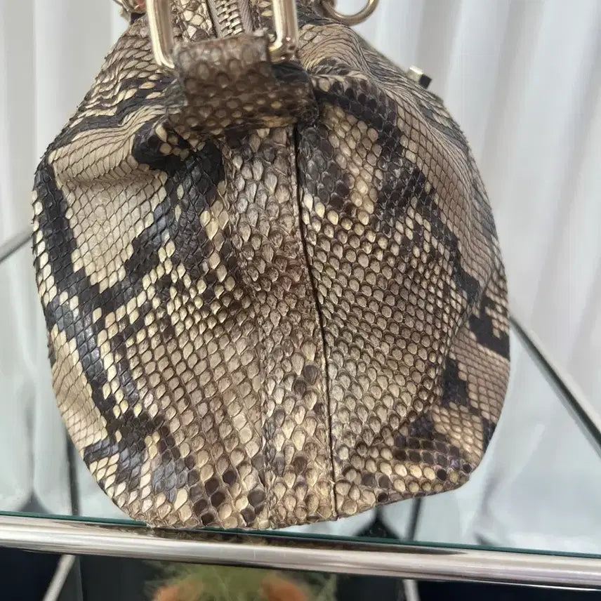 [BUNJANG] Gucci GG Beige Snakeskin Bamboo Handle Tote Bag / 구찌 GG 베이지 스네이크스킨 뱀부 핸들 토트백
