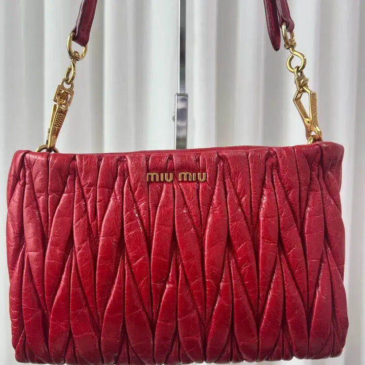 [BUNJANG] Miu Miu Matelassé Shoulder Bag / 미우미우 마틀라세 숄더백