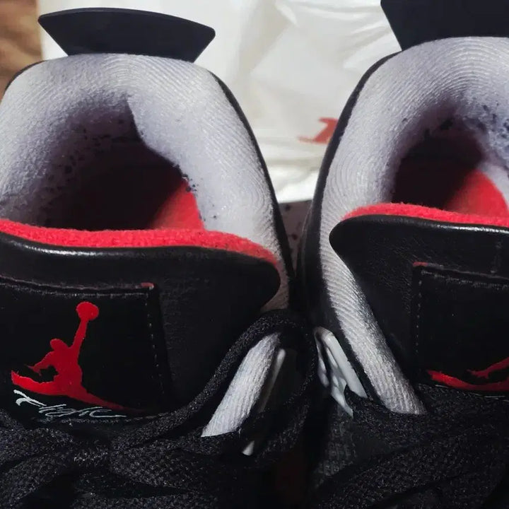[BUNJANG] Nike Jordan 4 Bred Reimagined Sneakers / 조던4 리메이진 브레드