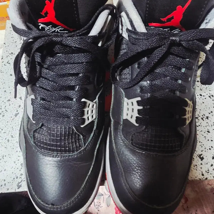 [BUNJANG] Nike Jordan 4 Bred Reimagined Sneakers / 조던4 리메이진 브레드