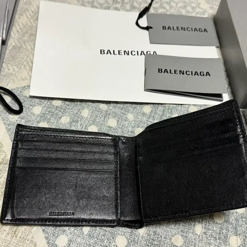 [BUNJANG] Balenciaga Credit Square Folded Wallet / <정품> 발렌시아가 크레딧 스퀘어 폴디드 지갑