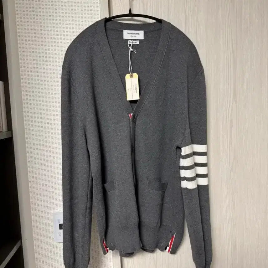 [SOLD OUT] 톰브라운 삼선 회색 가디건