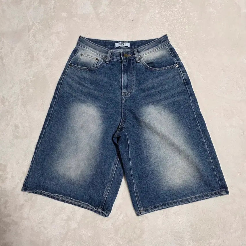[BUNJANG] Triple J Bermuda Denim Shorts / (S)트리플제이 버뮤다 데님 팬츠 청반바지