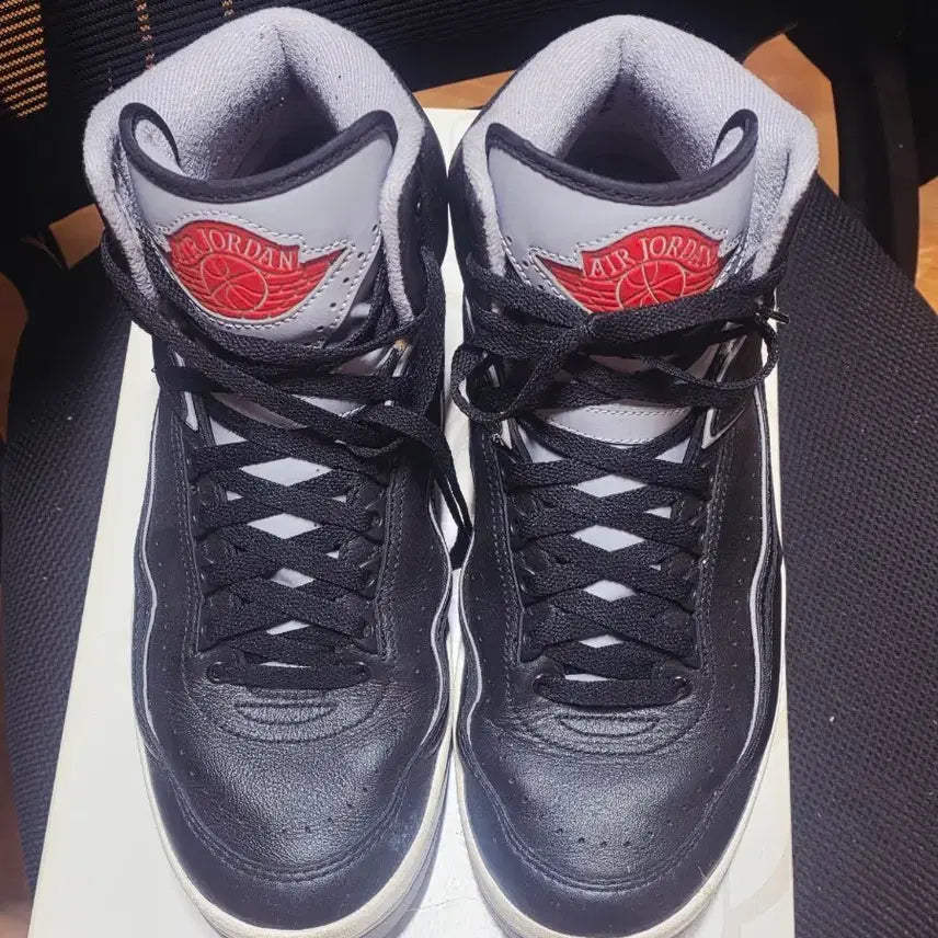[BUNJANG] Nike Jordan 2 Black Cement Sneakers / 조던2  블랙 시멘트