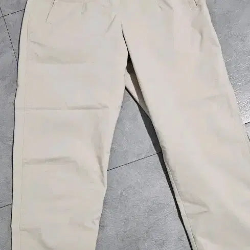 [BUNJANG] Line Beige Cotton Pants / 라인 베이지색 면바지