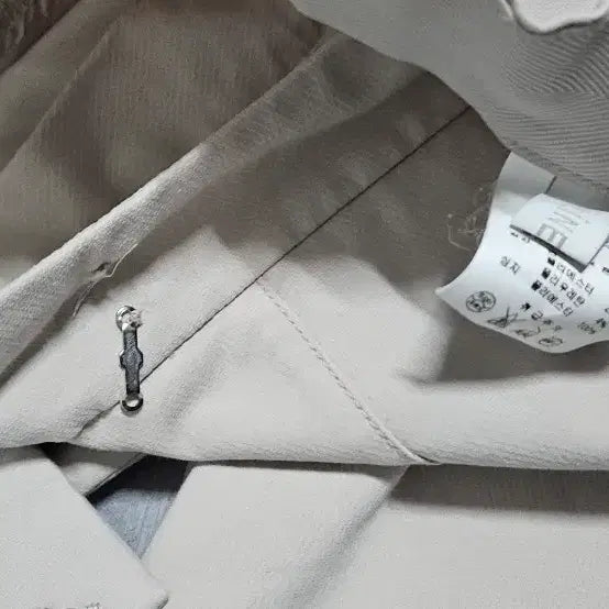 [BUNJANG] Line Beige Cotton Pants / 라인 베이지색 면바지