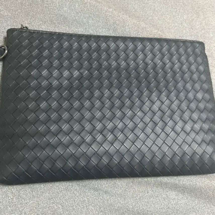 [BUNJANG] Bottega Veneta Black Clutch Bag / 보테가 베네타 블랙 클러치백