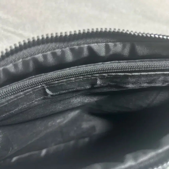 [BUNJANG] Bottega Veneta Black Clutch Bag / 보테가 베네타 블랙 클러치백