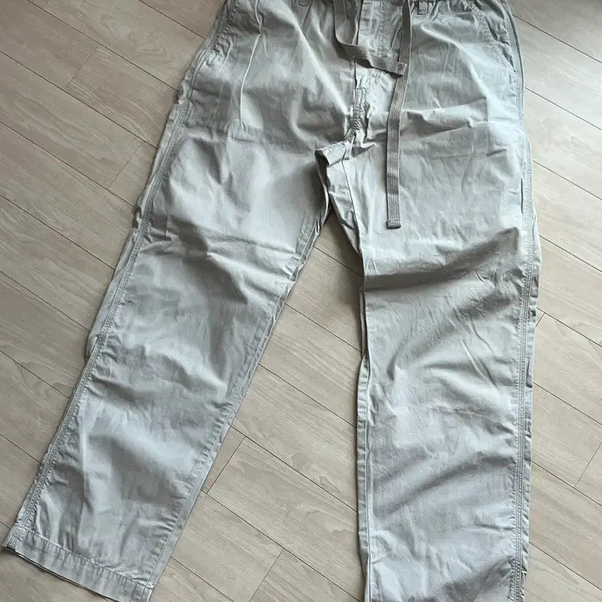 [BUNJANG] Uniqlo JW Anderson Drawstring Pants / 유니클로 jw 앤더슨 드로우 스트링 팬츠