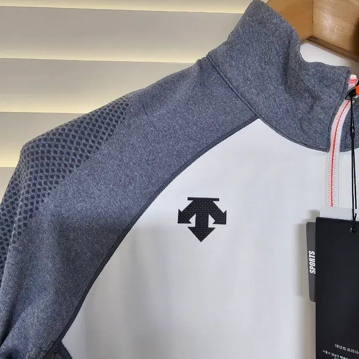 [BUNJANG] Descente Running Zip-Up Jacket / (새상품)데상트 러닝 집업 M(95)