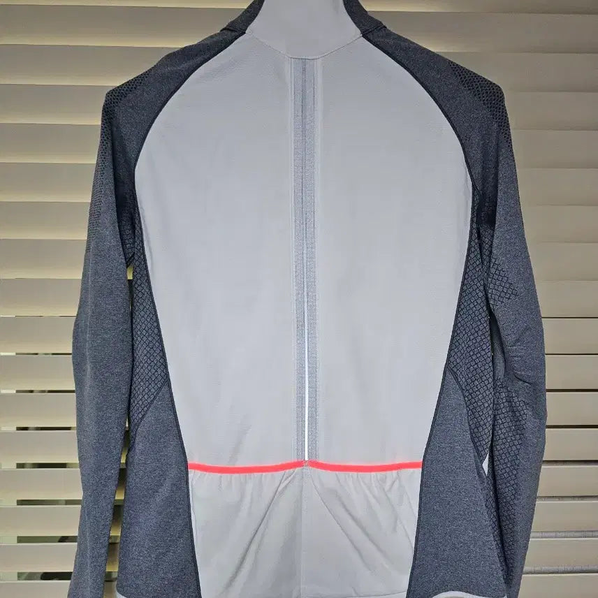 [BUNJANG] Descente Running Zip-Up Jacket / (새상품)데상트 러닝 집업 M(95)