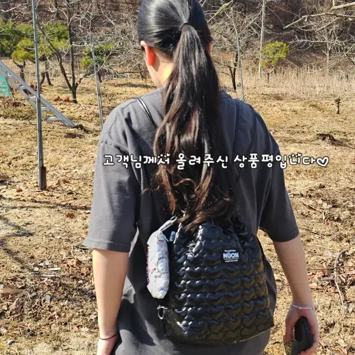 [BUNJANG] Mini Heart Quilted Spring Backpack (Black) / 미니하트 퀼팅 스프링 백팩(블랙)