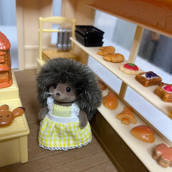 [BUNJANG] Sylvanian Families Old Brick Bakery Set / 실바니안 올드 브릭 베이커리 세트 고슴도치 모녀