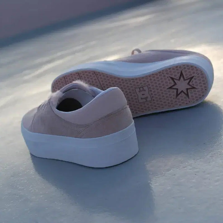 [BUNJANG] DC Trase Platform SE Pink Suede Sneakers / DC Trase Platform SE 핑크 스웨이드 새상품 260