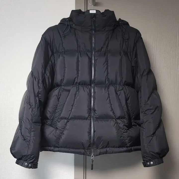 [BUNJANG] Begin 202 Glide Line Down Jumper Black / [1] 비긴202 글라이드 라인 다운 점퍼 패딩 블랙