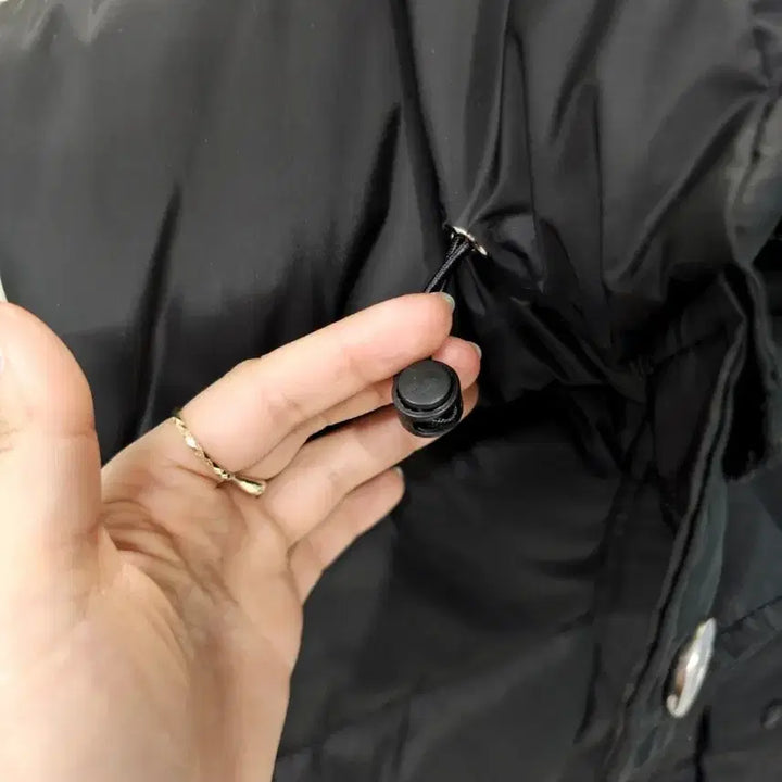 [BUNJANG] Patch Black Padded Vest / 패치 블랙 패딩조끼