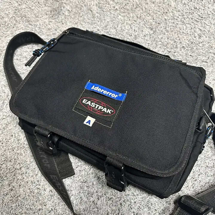 [BUNJANG] Ader Error Eastpak Crossbody Bag / 아더에러 이스트팩 크로스백