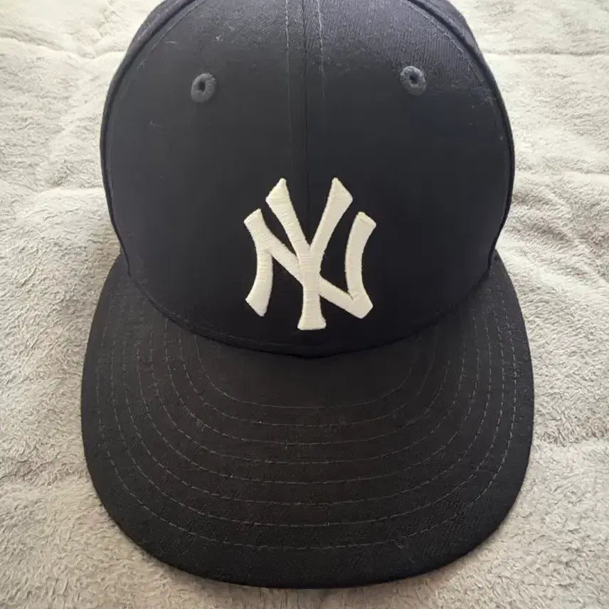 [BUNJANG] New Era x Keith Haring Navy Baseball Cap / 뉴에라 x 키스 별주 볼캡 네이비 7 5/8 사이즈 키스뉴에라 팝니다