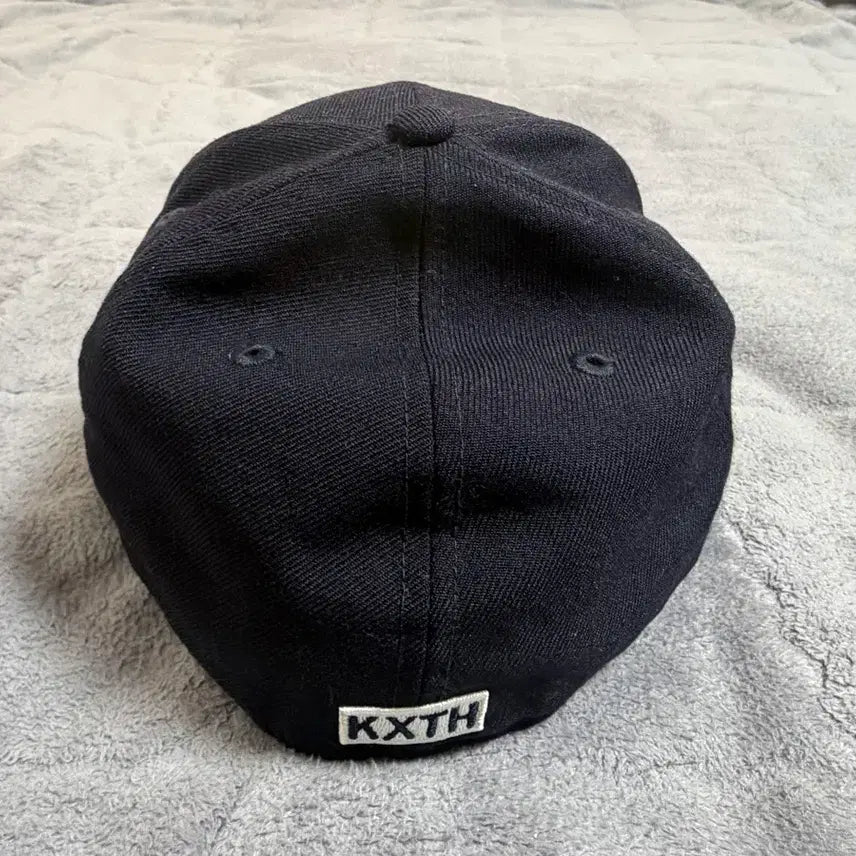 [BUNJANG] New Era x Keith Haring Navy Baseball Cap / 뉴에라 x 키스 별주 볼캡 네이비 7 5/8 사이즈 키스뉴에라 팝니다