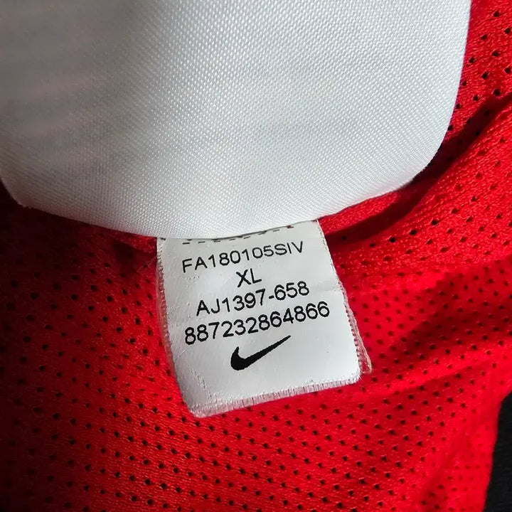 [BUNJANG] Nike Windrunner Jacket XL / 나이키 윈드러너 바람막이 XL(105)