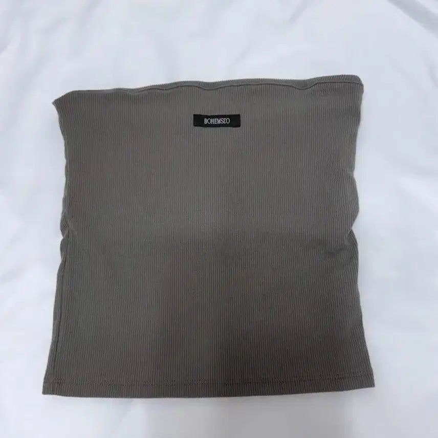 [BUNJANG] Bohemian Seoul Basic Tube Top Khaki / 보헤미안서울 베이직 튜브탑 카키 BASIC TUBE TOP KHAKI