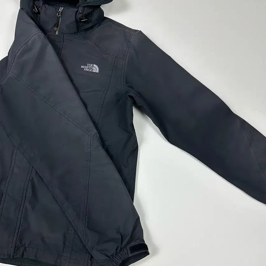 [BUNJANG] The North Face Windbreaker (Color Fading) / 노스페이스 바람막이(색빠짐)