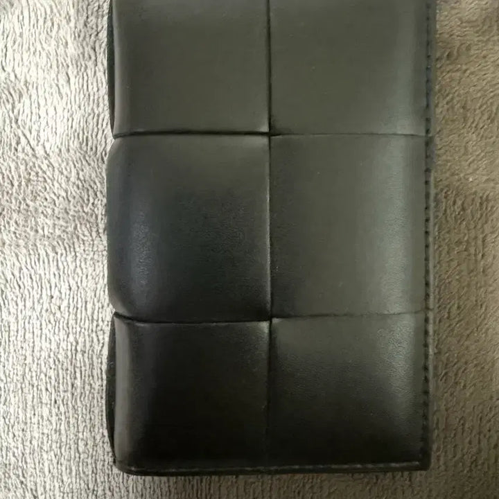 [SOLD OUT] 보테가베네타 플랩 카드지갑 블랙