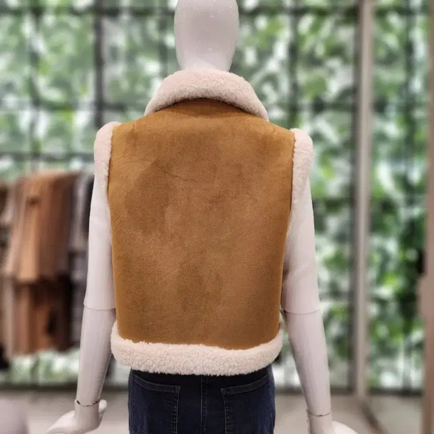 [BUNJANG] DEW E L Suede Vest / 듀엘 무스탕 조끼