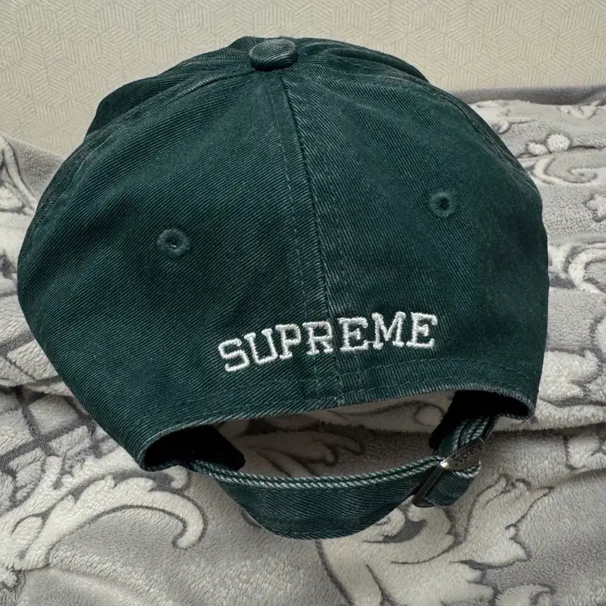 [BUNJANG] Supreme Pigment Dark Green Hat / 슈프림 피그먼트 다크그린