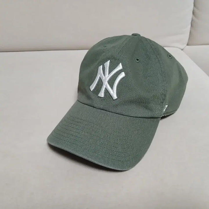 [BUNJANG] 47 Brand New York Yankees Ball Cap Moss Green / 47브랜드 뉴욕양키스 볼캡 모스그린
