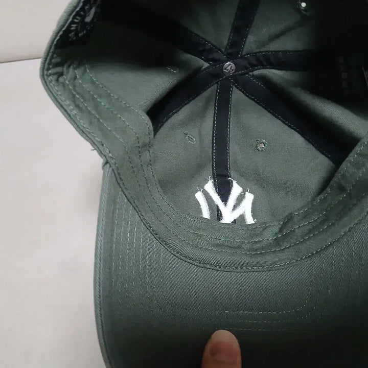 [BUNJANG] 47 Brand New York Yankees Ball Cap Moss Green / 47브랜드 뉴욕양키스 볼캡 모스그린