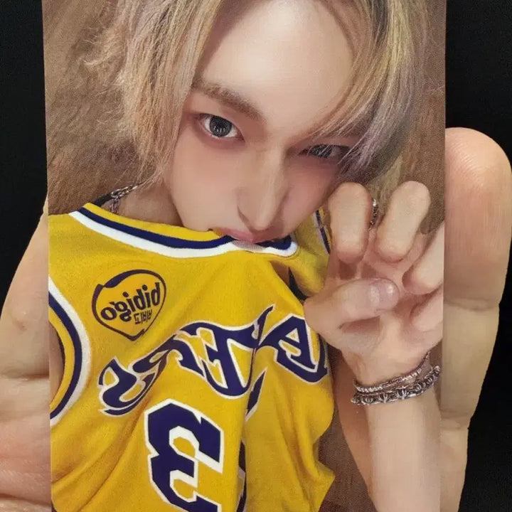 [BUNJANG] RIIZE Wonbin MakeStar POB Photocard / 라이즈 홍콩 베이커리 메이크스타 특전 포카 원빈