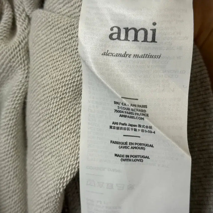 [BUNJANG] Ami Small Heart Embroidered Sweatshirt Gray / 아미 스몰 하트 자수 맨투맨 그레이