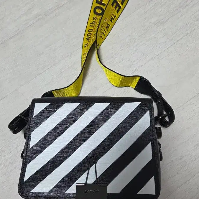 [BUNJANG] Off-White Crossbody Bag Yellow Strap / (정품)오프화이트 크로스백 옐로우 스트랩