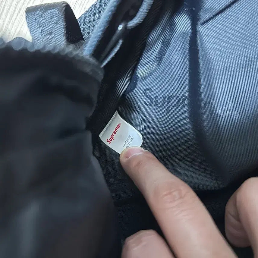 [BUNJANG] Supreme 25ss Backpack Black / 슈프림 25ss 백팩 블랙 판매합니다.