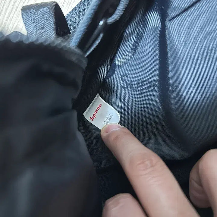 [BUNJANG] Supreme 25ss Backpack Black / 슈프림 25ss 백팩 블랙 판매합니다.