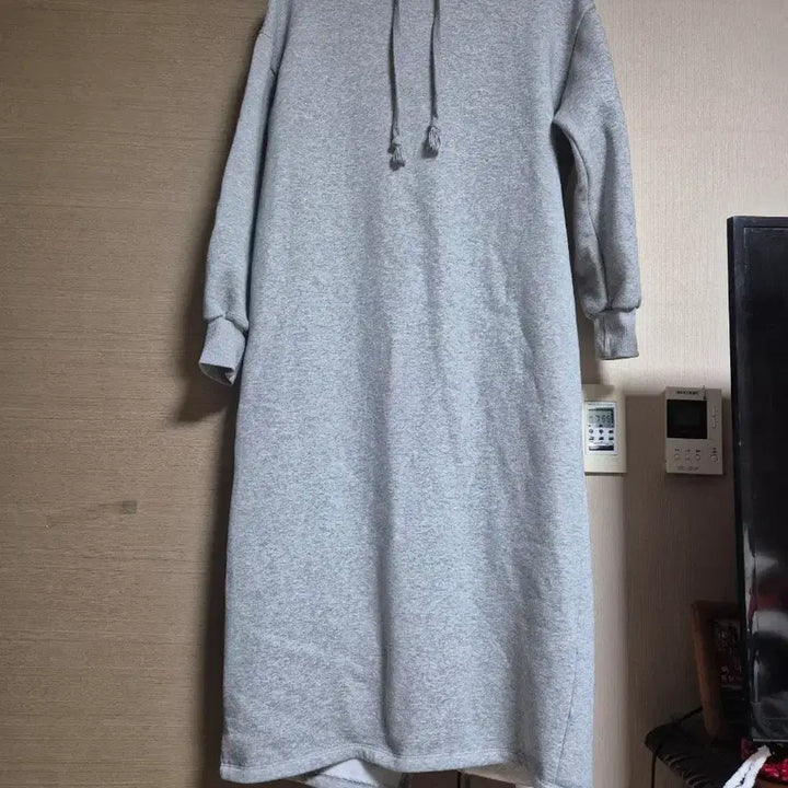 [BUNJANG] Dailycode Grey Hooded Long Fleece Dress / 국산 기모 후드 롱 원피스 회색
