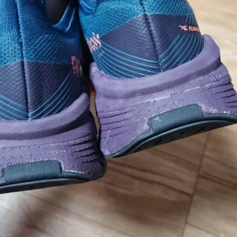 [BUNJANG] Reebok FloatZig X1 Running Shoes 240 / 리복 플로트지그 X1 러닝화 240