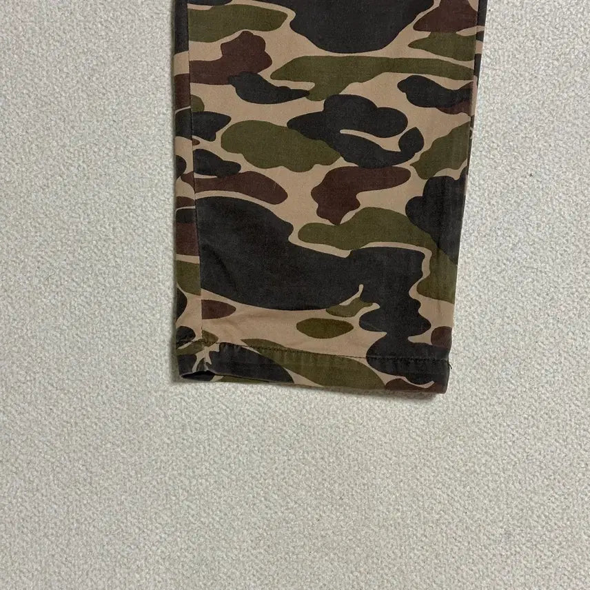 [BUNJANG] Carhartt Camo Seed Pants / 칼하트 카모 시드 팬츠