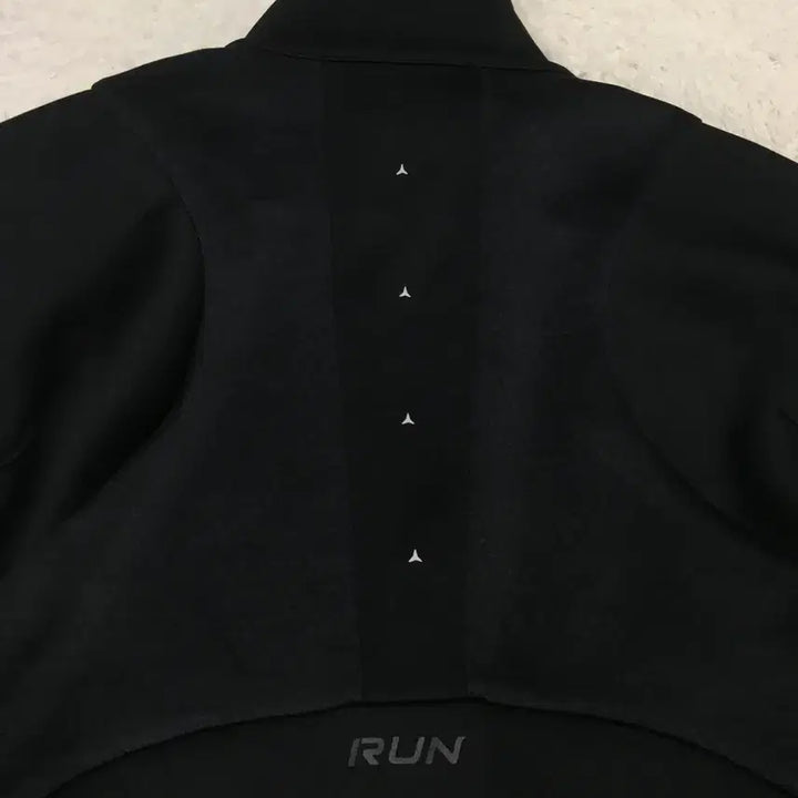 [BUNJANG] Descente Jacket 100 / 데상트 집업자켓 만원샵 BB25