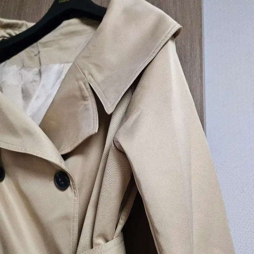 [BUNJANG] Off-Shoulder Trench Coat / 수입 오프숄더 트렌치코트