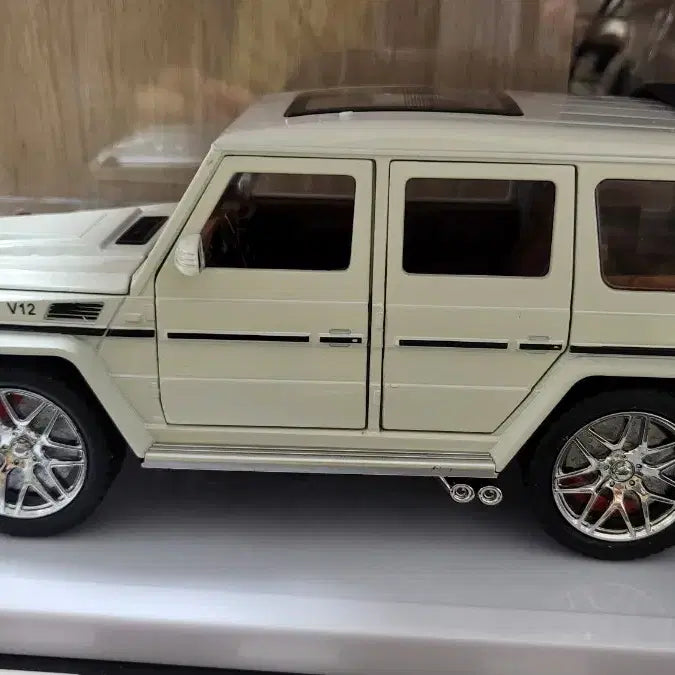 [BUNJANG] 1:24 Scale Red Sports Car Diecast Model / 1:24 다이캐스트