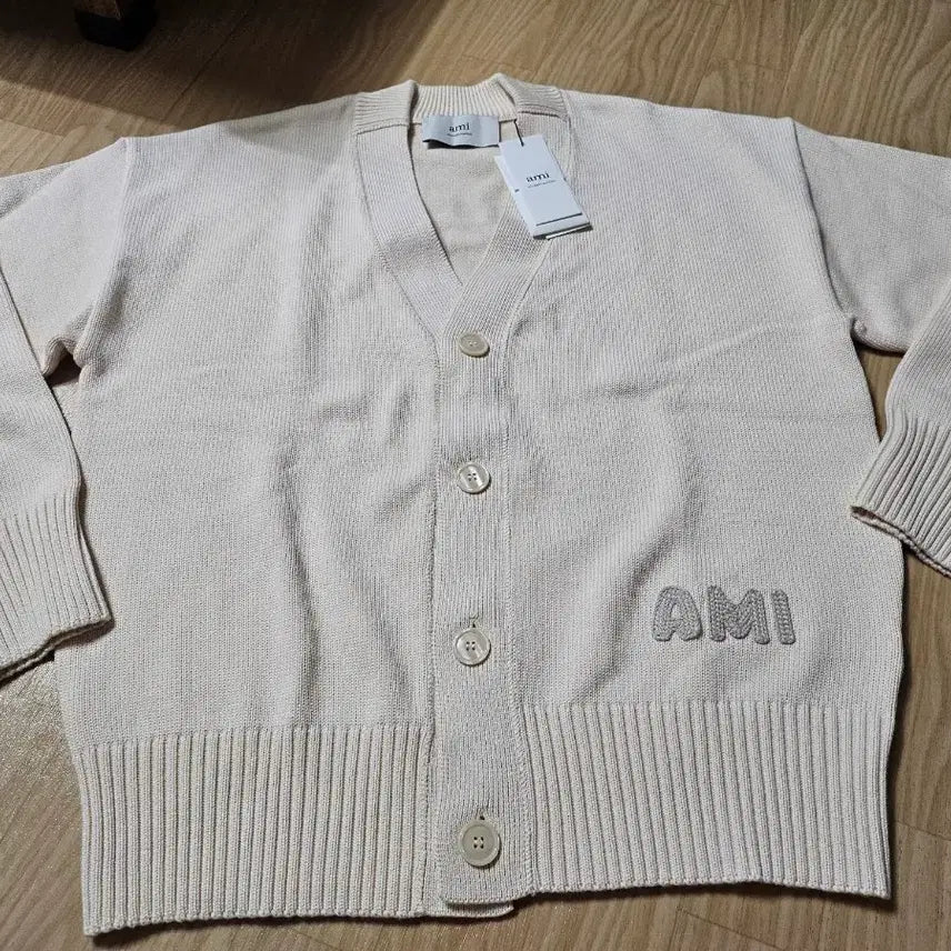 [BUNJANG] AMI Ivory Cardigan / 아미 AMI 아이보리색 가디건 새제품