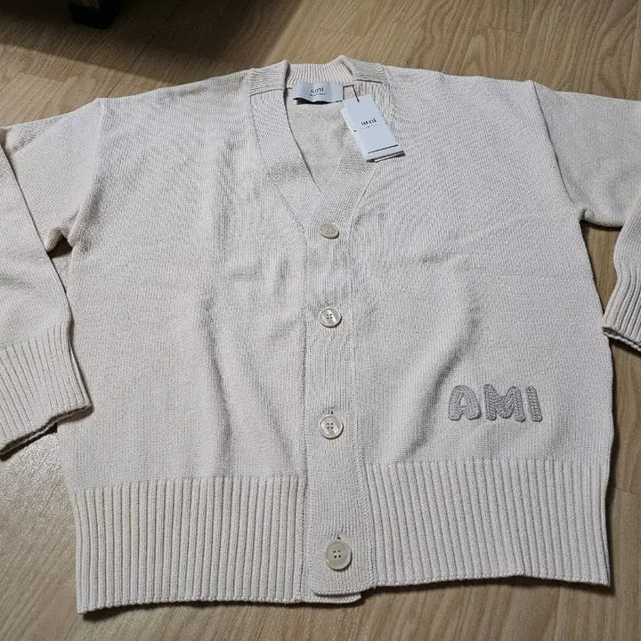 [BUNJANG] AMI Ivory Cardigan / 아미 AMI 아이보리색 가디건 새제품