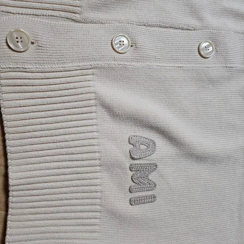 [BUNJANG] AMI Ivory Cardigan / 아미 AMI 아이보리색 가디건 새제품