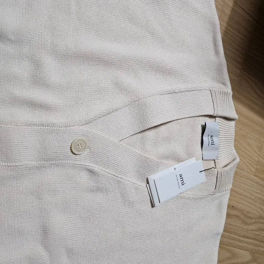 [BUNJANG] AMI Ivory Cardigan / 아미 AMI 아이보리색 가디건 새제품