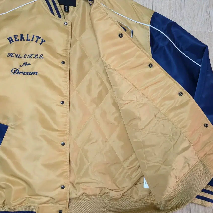 [BUNJANG] H&M Varsity Jacket / H&M 골드/네이비 바시티 자켓
