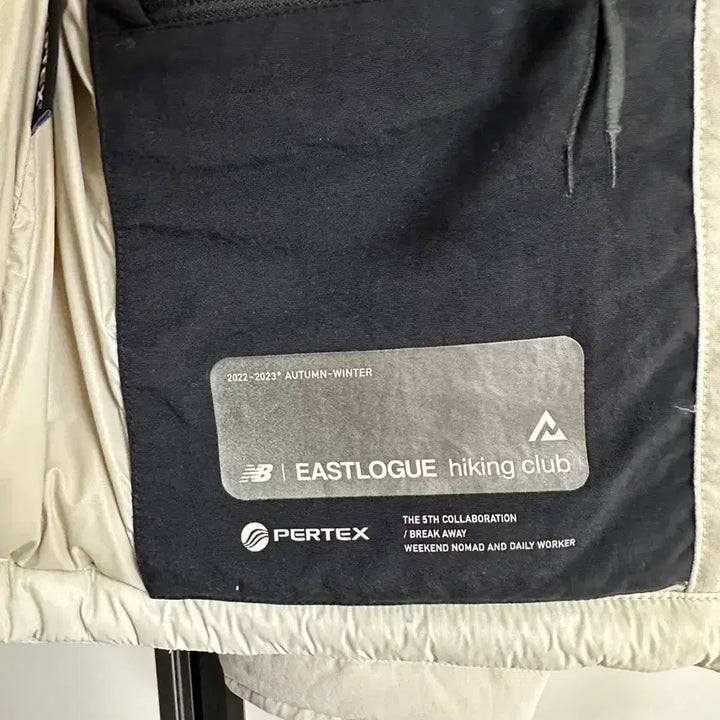 [BUNJANG] Eastlogue x New Balance Arctic Light Down Pertex Lightweight Padding XL / 이스트로그 x 뉴발란스 아틱 라이트다운 퍼텍스 경량패딩 XL