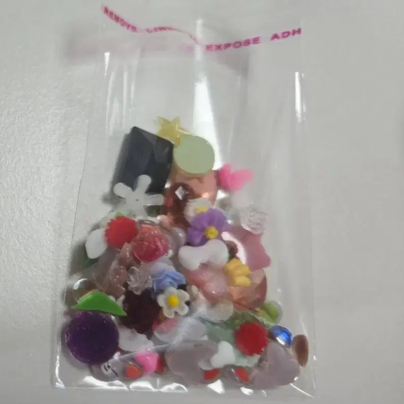 [BUNJANG] Foxynee Nail Tip Set / 스트레이키즈 폭시니 네일팁 10개와 랜덤 네일팁